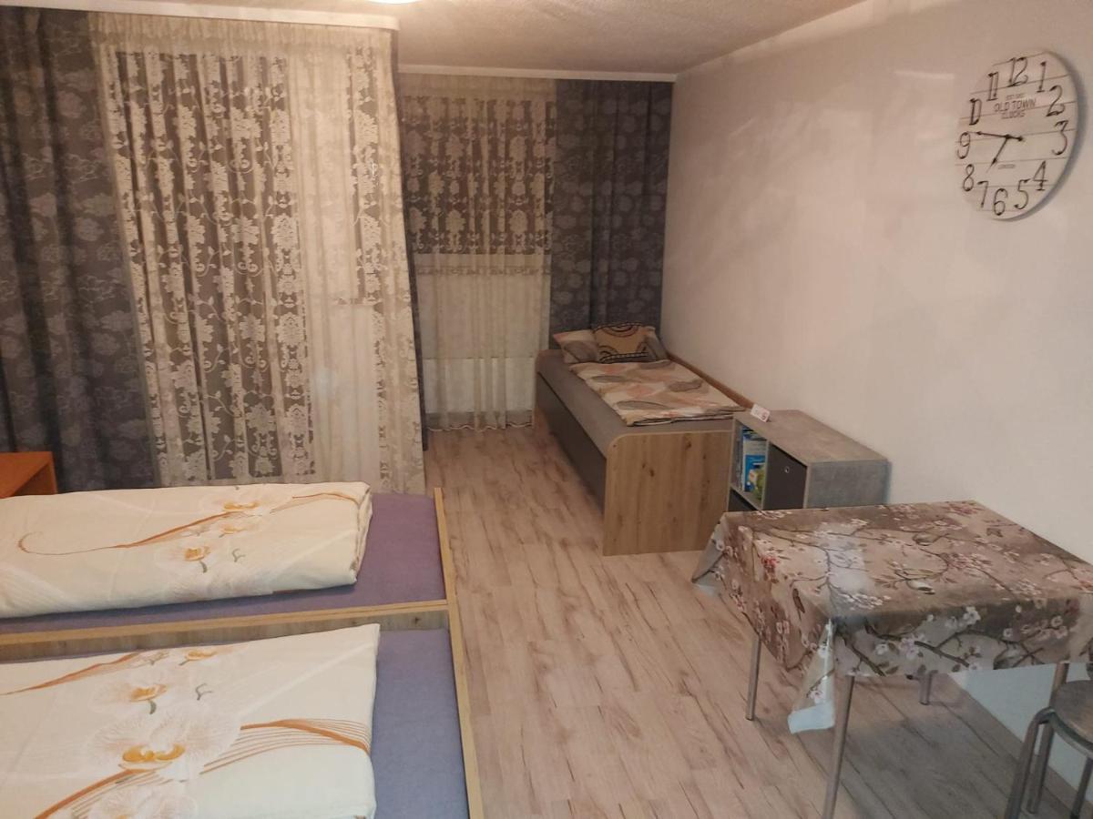 Steinhuebel Uni-Naehe Apartamento Homburg  Exterior foto